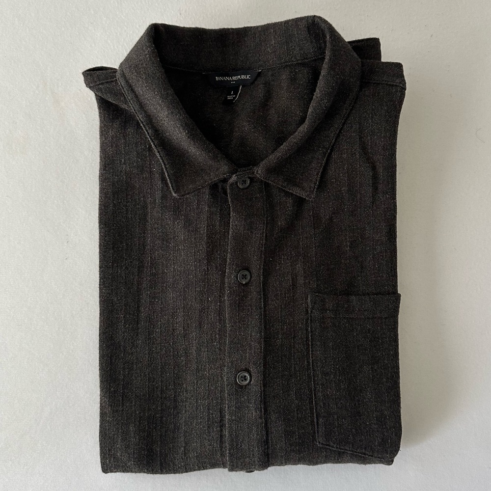 Banana Republic button down for men.
